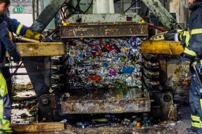 Sindelfingen: Brand in der Sortieranlage